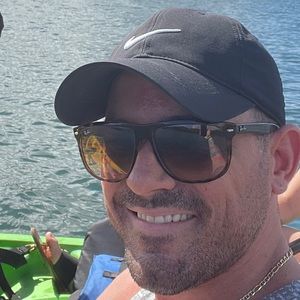 Meet your Posher, Jonathan